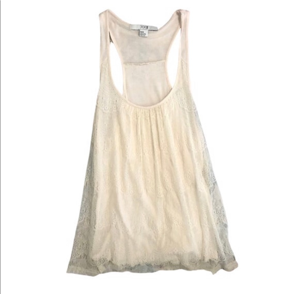Sleeveless top with lining